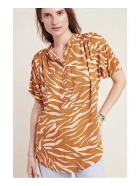 Anthropologie Maeve Rust and Cream Printed XS Zebra Stripe Tunic Top